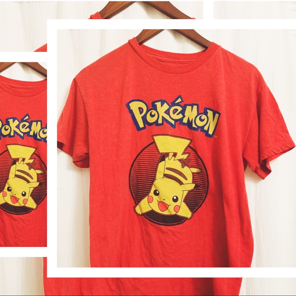 Pokémon Pikachu Red Graphic Character Tee - Large